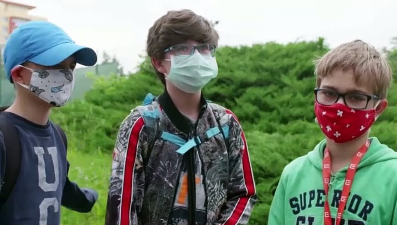 Le lycée à tout prix  tensions dans les classes tchèques