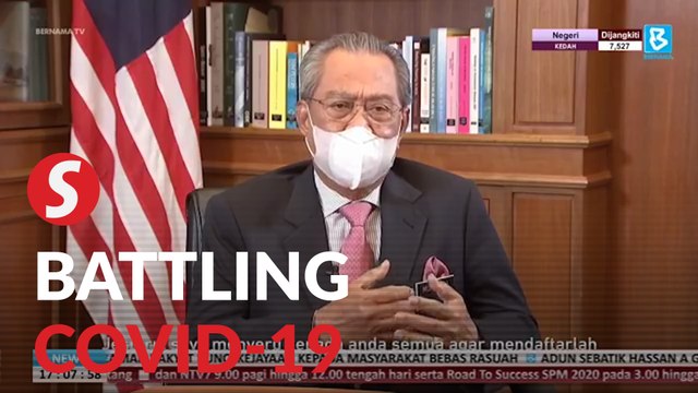 PM urges public to get vaccinated