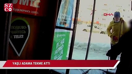 Rusya'da yaşlı adama tekme atan saldırgan kamerada!