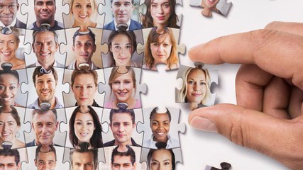 Arab Youth Like Facebook