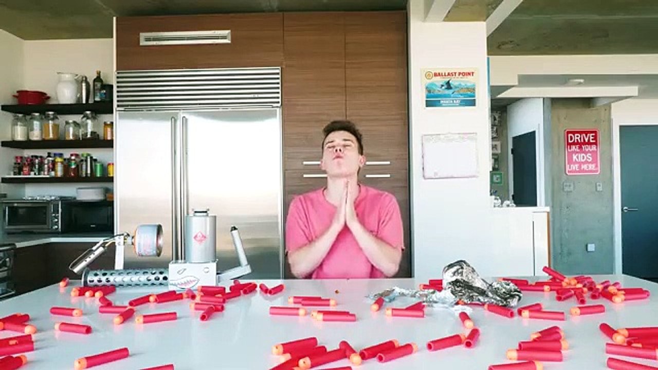 Nerf War- Tank Battle 2