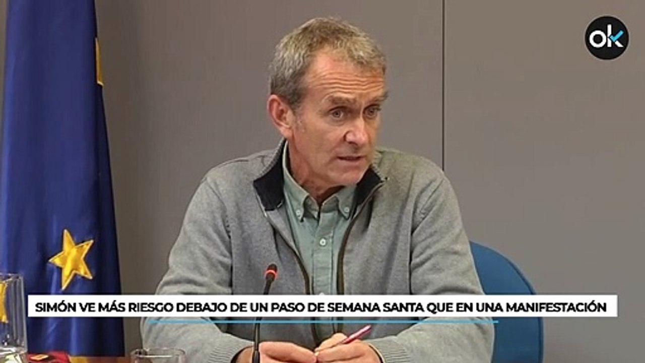 Fernando Simón dice que hay más riesgo debajo de un paso de Semana Santa que en una manifestación del 8M