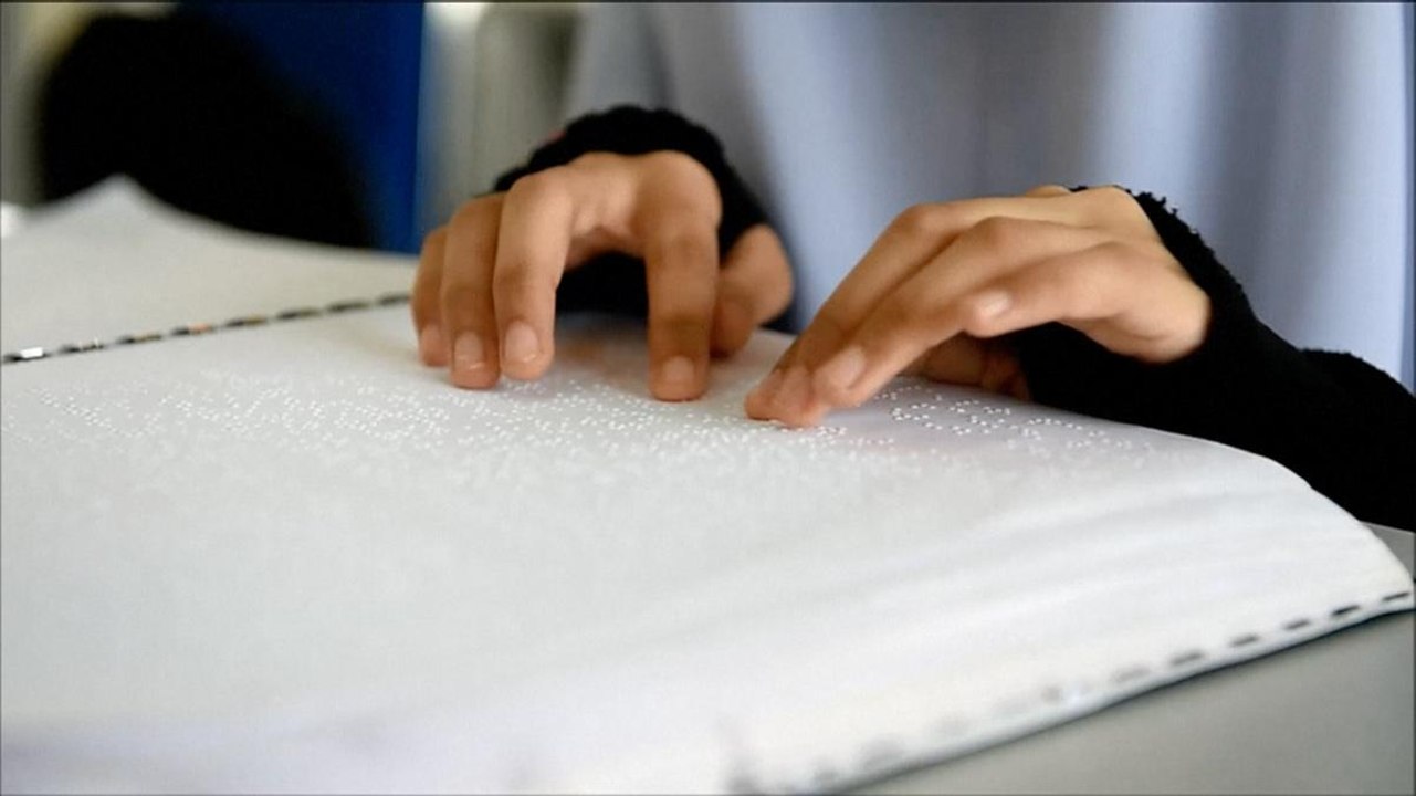 Blind students Learn the Quran