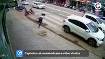 Capixaba cai no meio da rua e vídeo viraliza