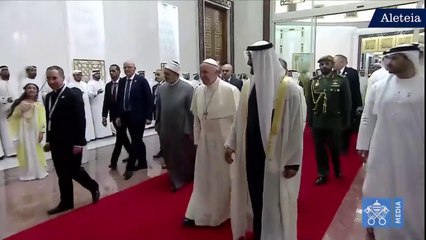 Download Video: Papa Francesco negli Emirati Arabi Uniti