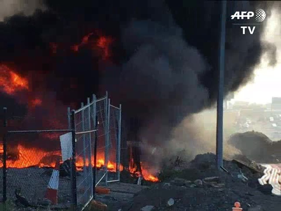Five die as light plane crashes into mall in Australia
