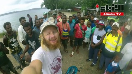 مغامر لاتفي يجتاز وحيدا المحيط الهادئ على قارب تجديف