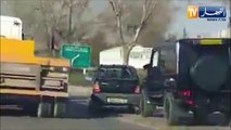 أمن العاصمة يوقف سائق الشاحنة الذي قام بمناورات خطيرة في الطريق السريع