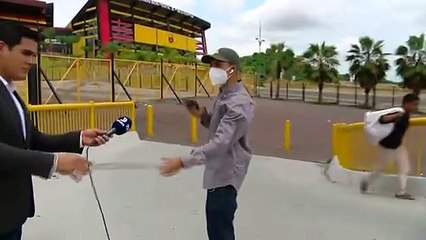Ecuadorian reporters have a hard time