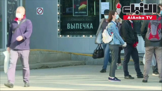 موسكو تفرض ارتداء الكمامات والقفازات في وسائل النقل العام