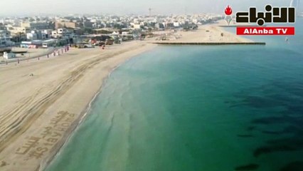 رسالة على رمال شاطئ دبي لمواجهة كورونا