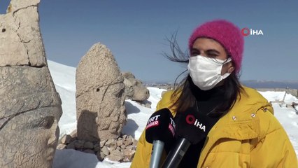 Esaretten kurtulan Nemrut Dağı ilk turistleri ağırladı