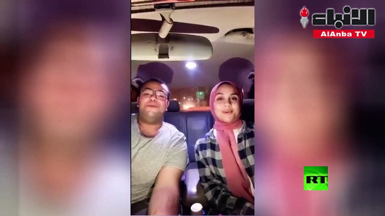 شاب وفتاة