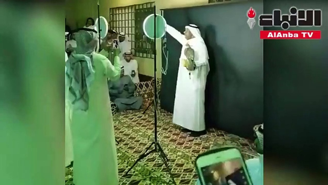 بيع صقر بسعر صادم في مزاد علني