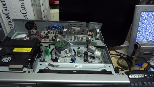 Combi DVD et Magnétoscope Philips 3320V (problème magnétoscope)