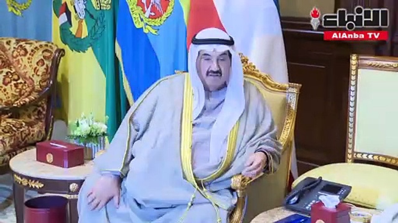 صاحب السمو الأمير الشيخ صباح الأحمد مستقبلا سمو الشيخ ناصر المحمد