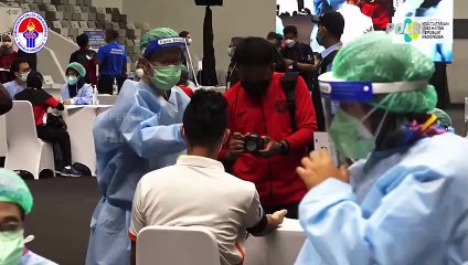 Wakil Presiden Tinjau Vaksinasi Atlet