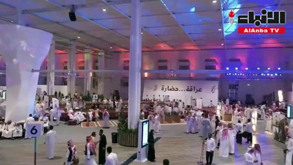 بالفيديوصقار ايطاليولد في الخبر وأعاده معرض الصقور والصيد إلى السعودية بعد 44 عاما