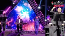 بالفيديو فنان لبناني يفاجئ جورج وسوف ويقبل يده على المسرح!