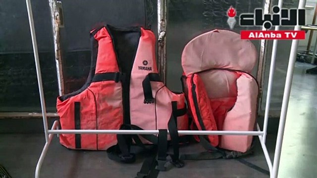 قوارب مطاطية خلفها مهاجرون تحول إلى حقائب في برلين