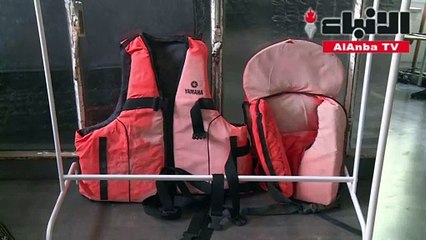 قوارب مطاطية خلفها مهاجرون تحول إلى حقائب في برلين