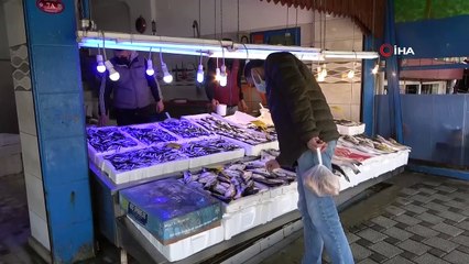 Balıkçılar da vatandaşlar da hamsiden umudunu kesti