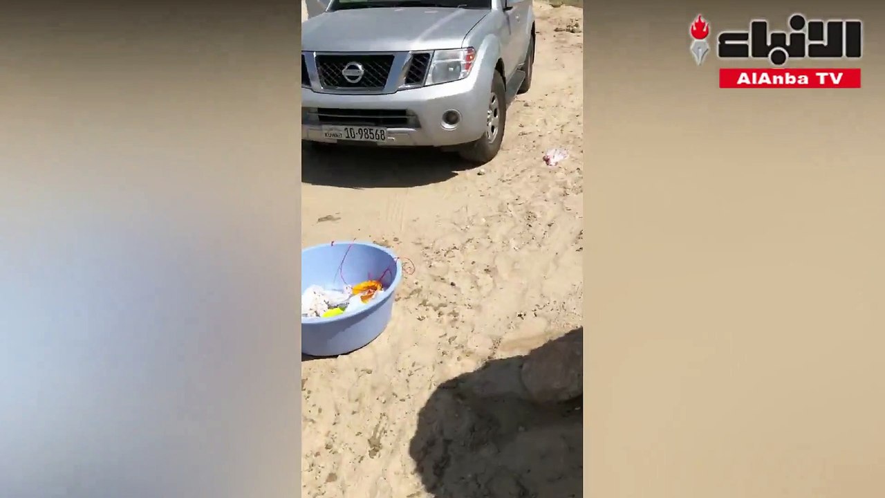الأدلة ترفع الآثار من مركبات لصيادين تعرضت للسر...