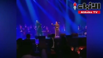 معجبة تتسبب بحالة ذعر واستياء لكاظم الساهر