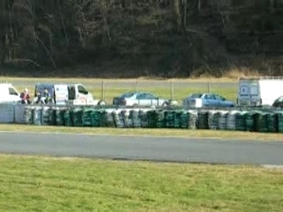 Circuit de Folembray session entrainement moto