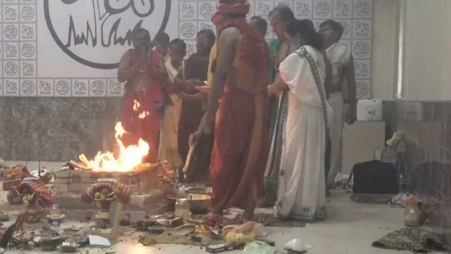 Mamata offer prayers to Lord Jagannath at CM residence