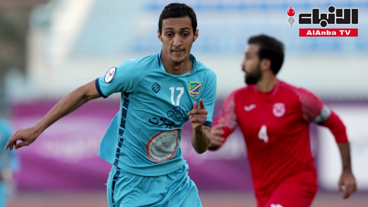 لاعبا نادي السالمية والمنتخب الأولمبي لكرة القدم في ديوانية الأنباء