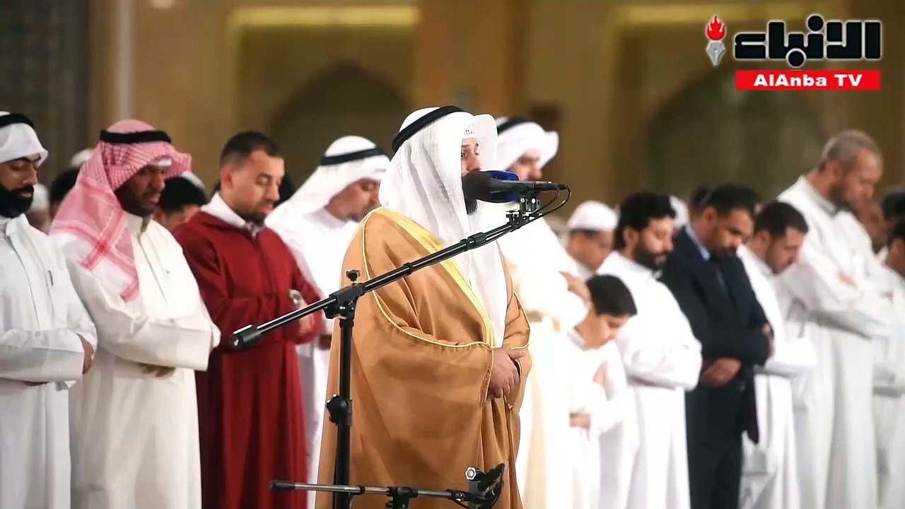 القارئان خالد السعيدي وخالد الجهيم أما المصلين...