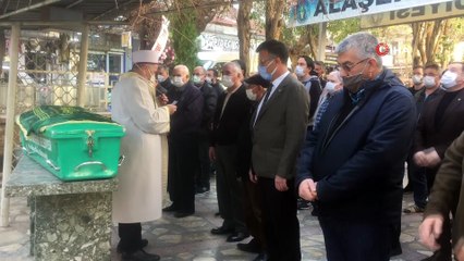 Aracında kalp krizi geçirerek ölen iş adamı son yolculuğuna uğurlandı