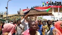 السودان: ضغوط على «العسكر» لتسليم السلطة والمعارضة ترفع السقف