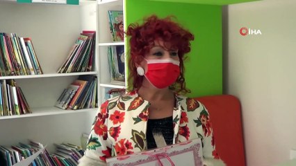 Çanakkale’de 18 günlük Harika bebek kütüphanenin en küçük üyesi oldu