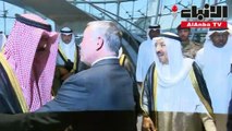 صاحب السمو استقبل ملك الأردن لدى وصوله إلى البلاد في زيارة أخوية