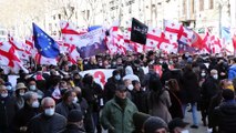 Folytatódnak az ellenzéki tüntetések Grúziában