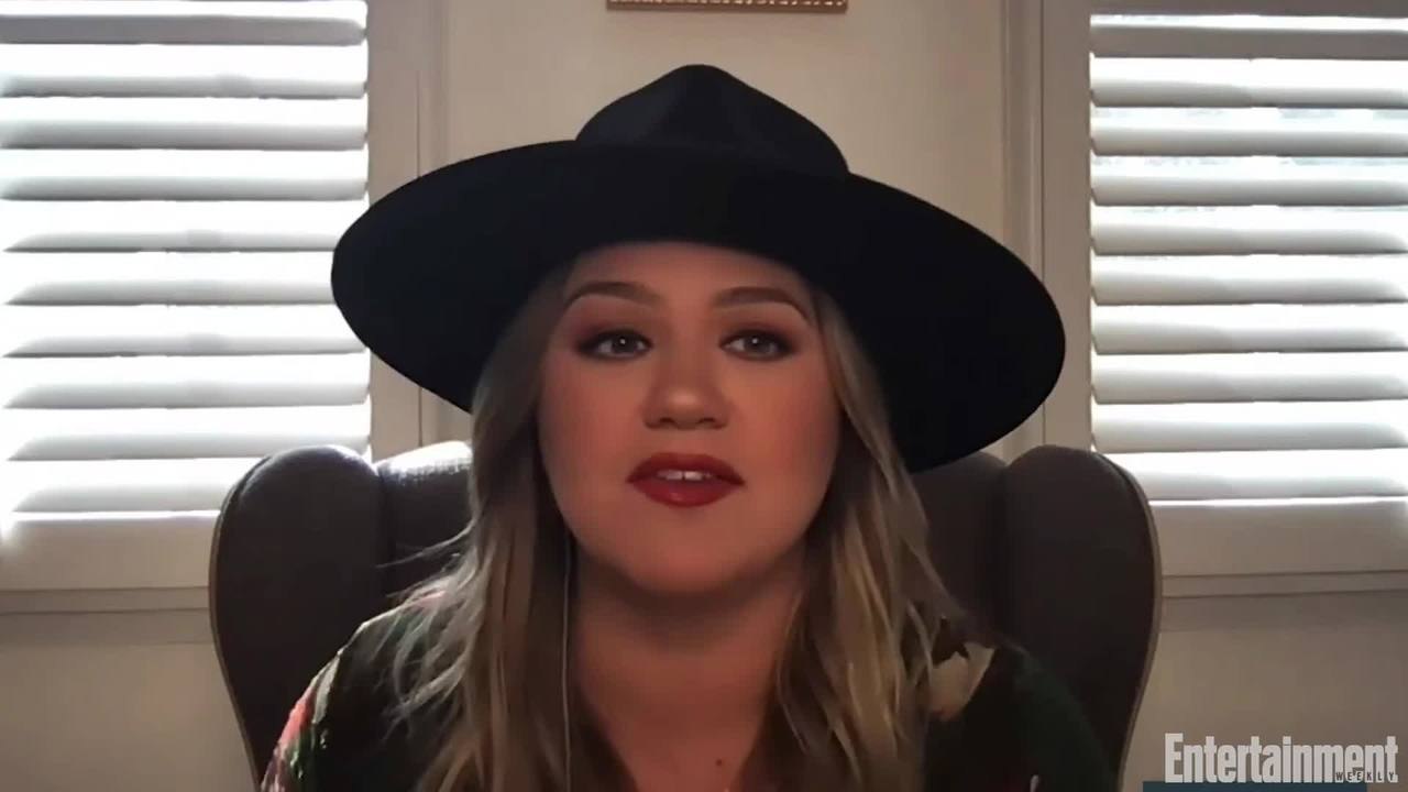 Kelly Clarkson on Why ‘The Voice’ First Stands Out to Her, As a Signing Competition Alum