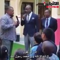 أمريكي يشهر إسلامه أمام تلاميذ ومعلمي مدرسة في الدوحة