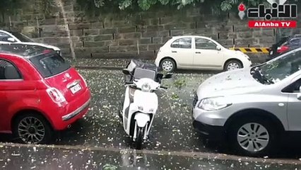 برد بحجم كرة المضرب يهطل في سماء سيدني