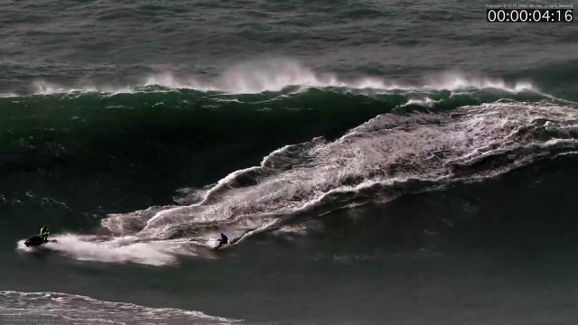Wipeout . Thiago Jacaré . Raw Footage @ Nazaré Portugal - 2018.12.14 [Surf Big Waves 4K]