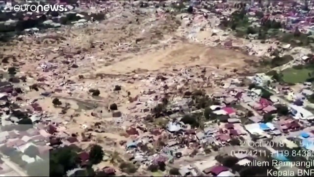 شاهد بركان سوبوتان يثور في الجزيرة الإندونيسية التي ضربها الزلزال …