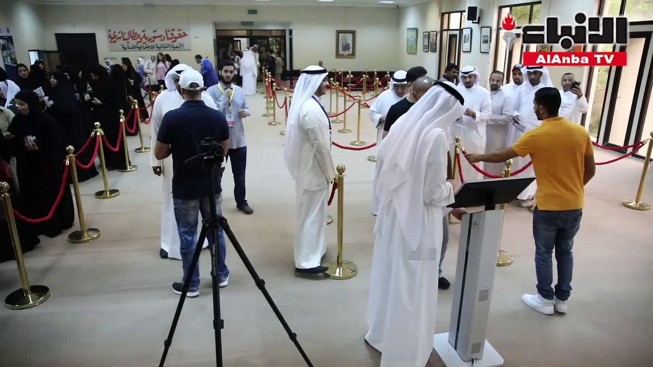 إقبال جماهيري كبير على اقتناء الموسوعة الإملائية