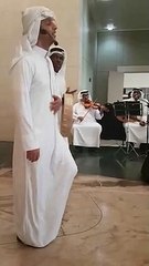 حفل الغداء الذي اقامته الشيخة مي آل خليفة تضمن فقرة غنائية وأصوات بحرينية