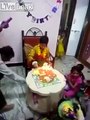 هندي يتسبب بكارثة أثناء الاحتفال بميلاد ابنه