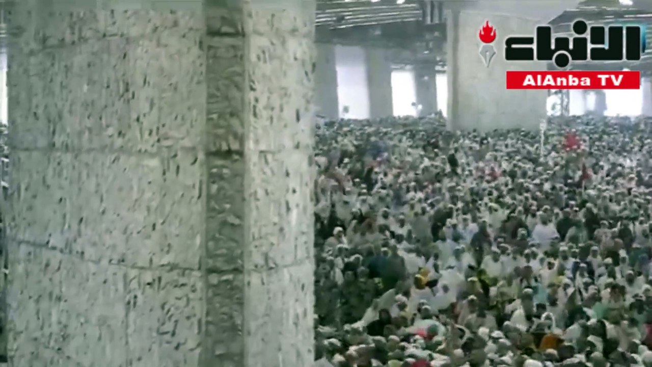 حجاج بيت الله يواصلون رمي الجمرات في مشعر منى