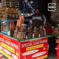 This Family Has Been Selling 'Aam Papads' For 15 Years and They've Always Been A Hit