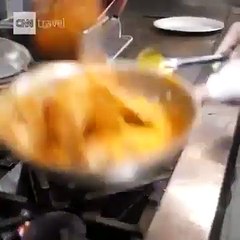 24k gold chicken wings|| NYCS latest weird food craze.