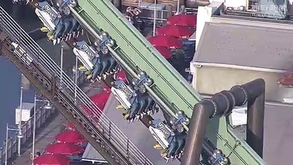 عطل فني في لعبةالملاهي يترك الركاب مقلوبون رأسا على عقب