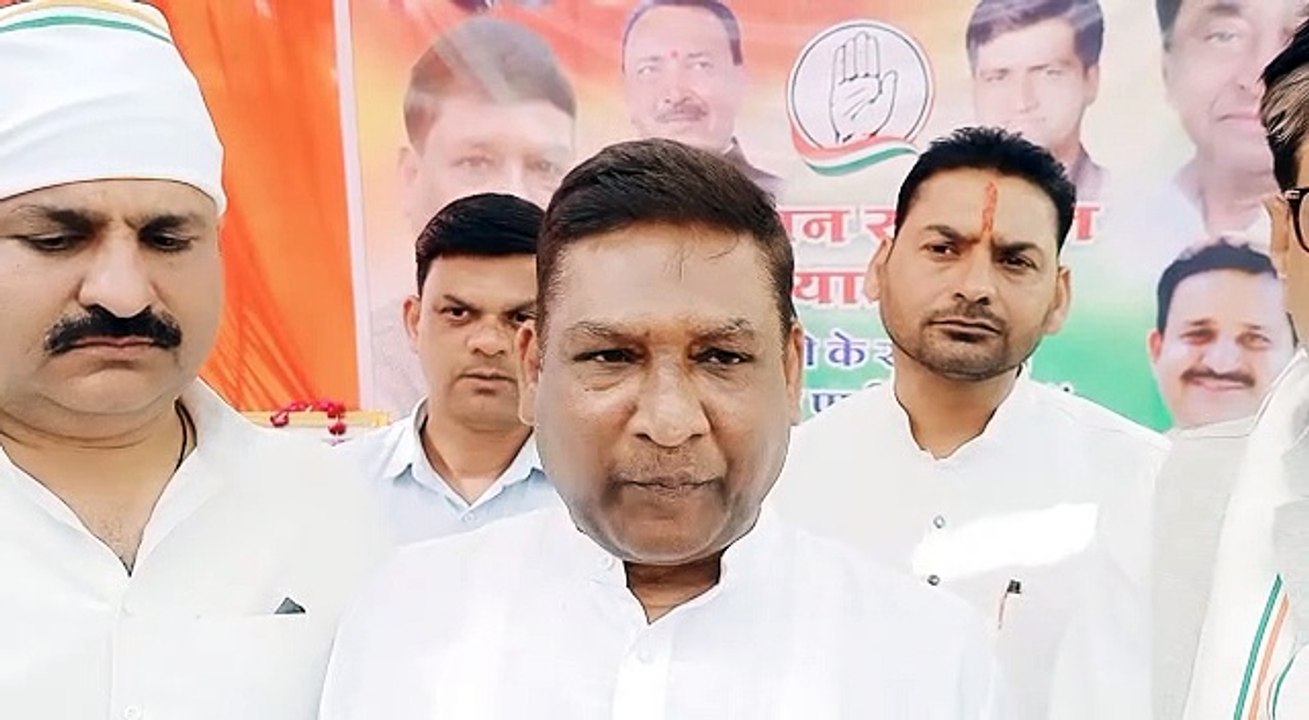 महंगाई और डीजल पेट्रोल के बढ़ते दामों से लोगों का ध्यान भटका रही सरकार